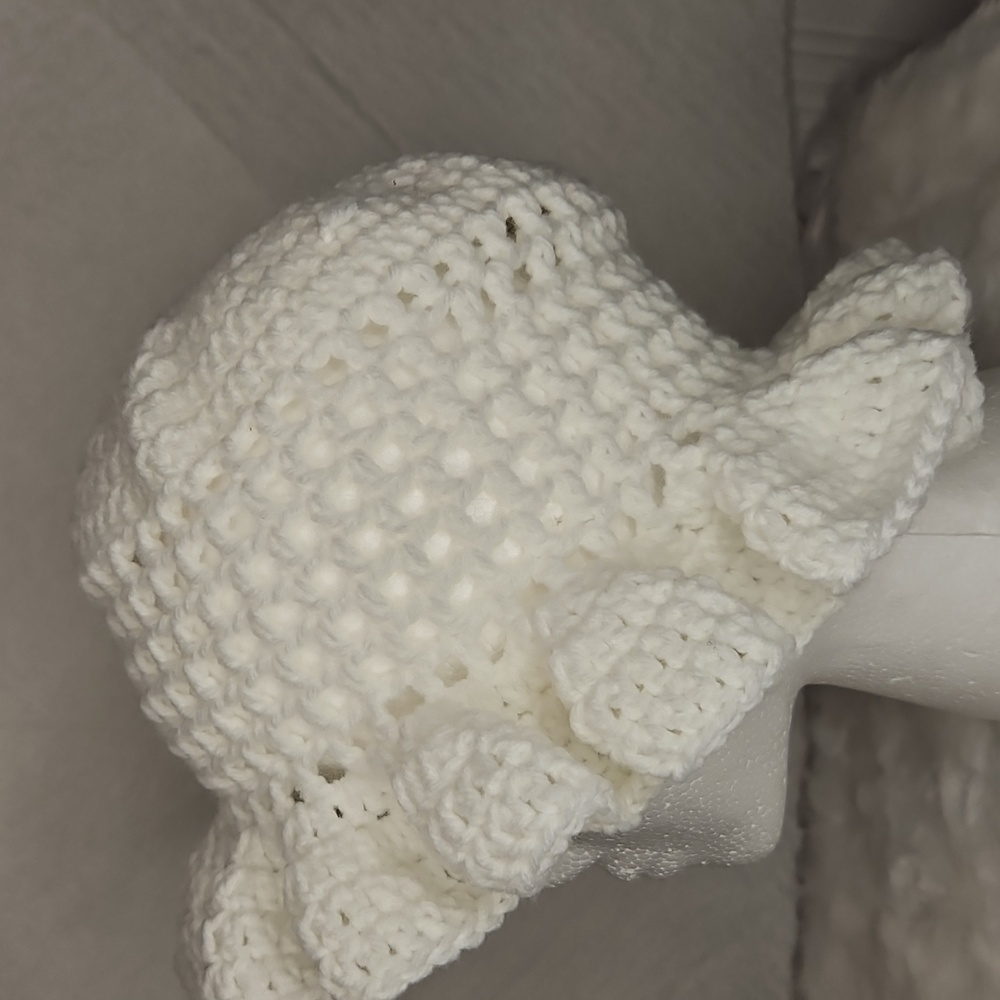 Handmade White Crochet Ruffle Hat - Picture 4 of 5